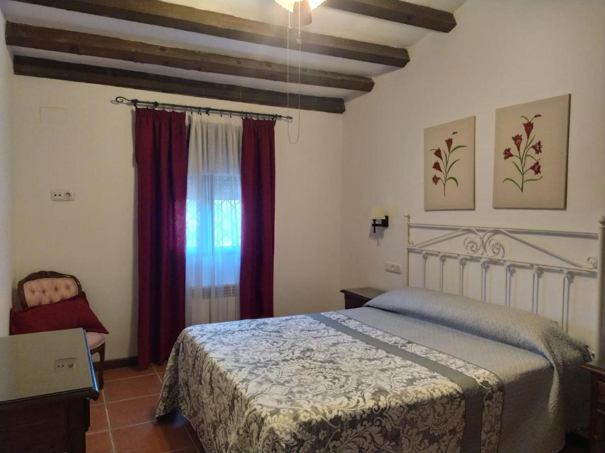 Luque Casa Rural Alamillo מראה חיצוני תמונה
