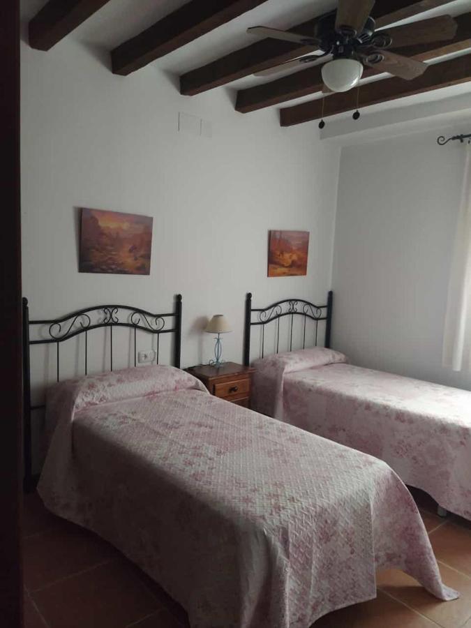 Luque Casa Rural Alamillo מראה חיצוני תמונה